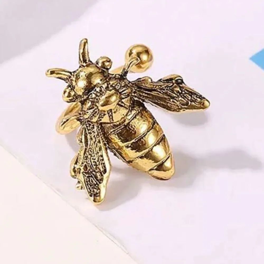 Gold Bee cuff Earrings R113 - Picture 2 of 2